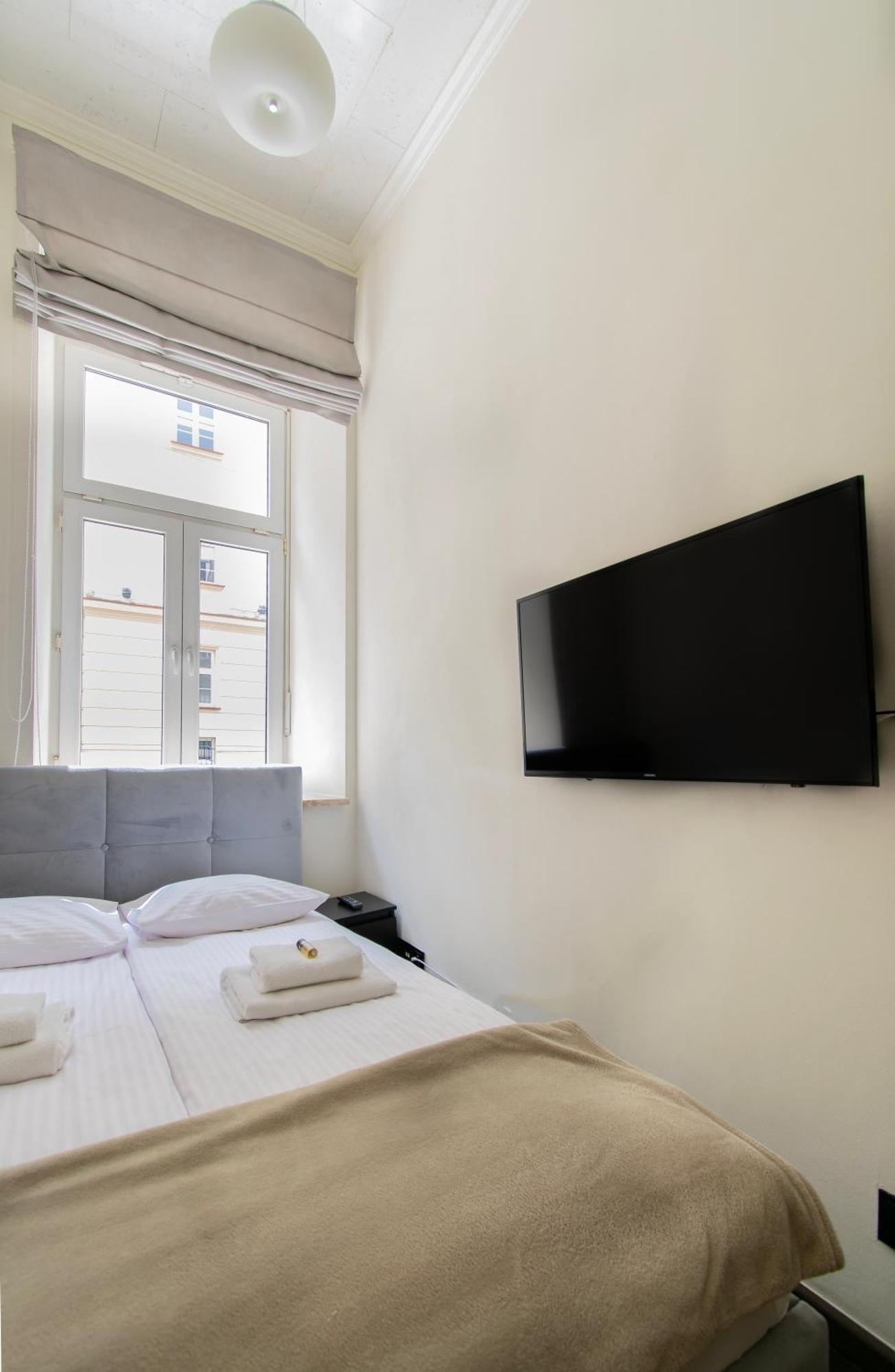 Quiet & High Class Jablonowskich Street Apartment Krakow